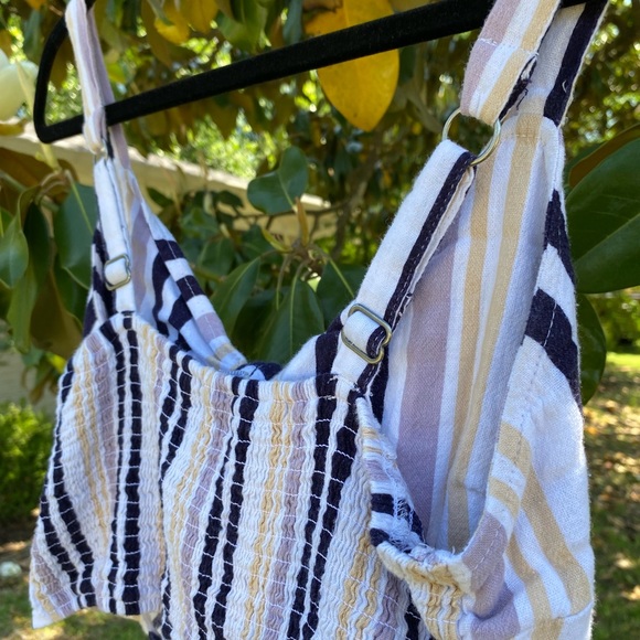 Summer Stripe Crop Top - Picture 13 of 13